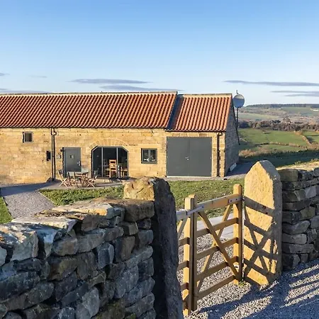 End Farm The Stables