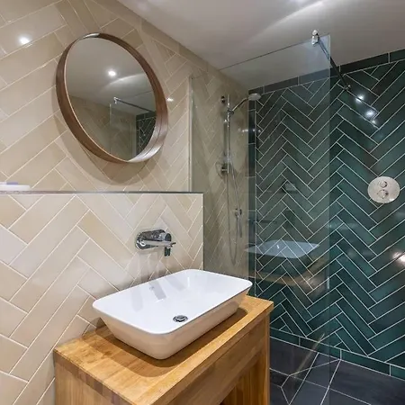 End Farm The Stables 度假居